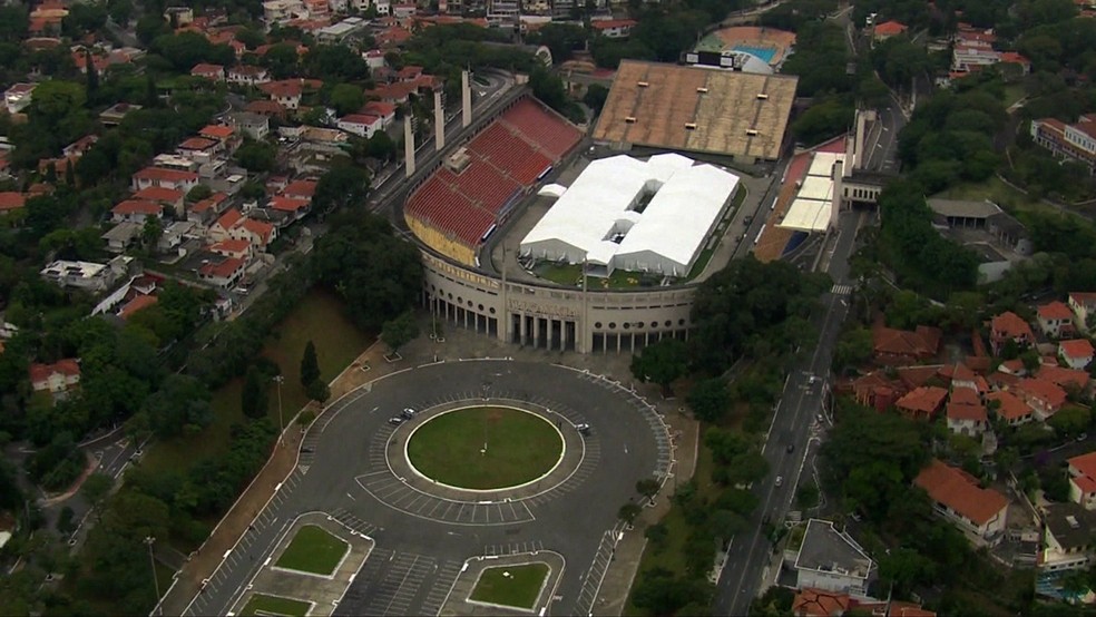 Hospital da Campanha do Pacaembu começa a receber pacientes nesta segunda — Foto: Reprodução/TV Globo