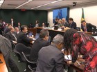 Conselho estuda projeto para pedir afastamento de Cunha da presidência