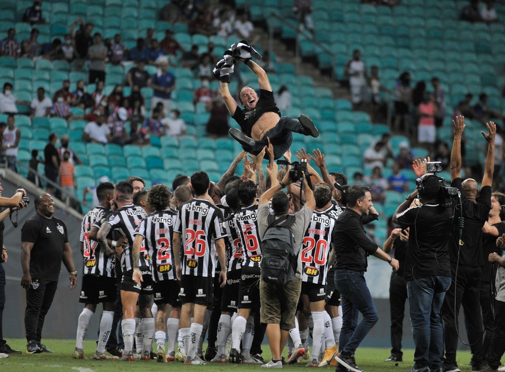 Atlético-MG festeja a conquista do Campeonato Brasileiro — Foto: Jhony Pinho/AGIF