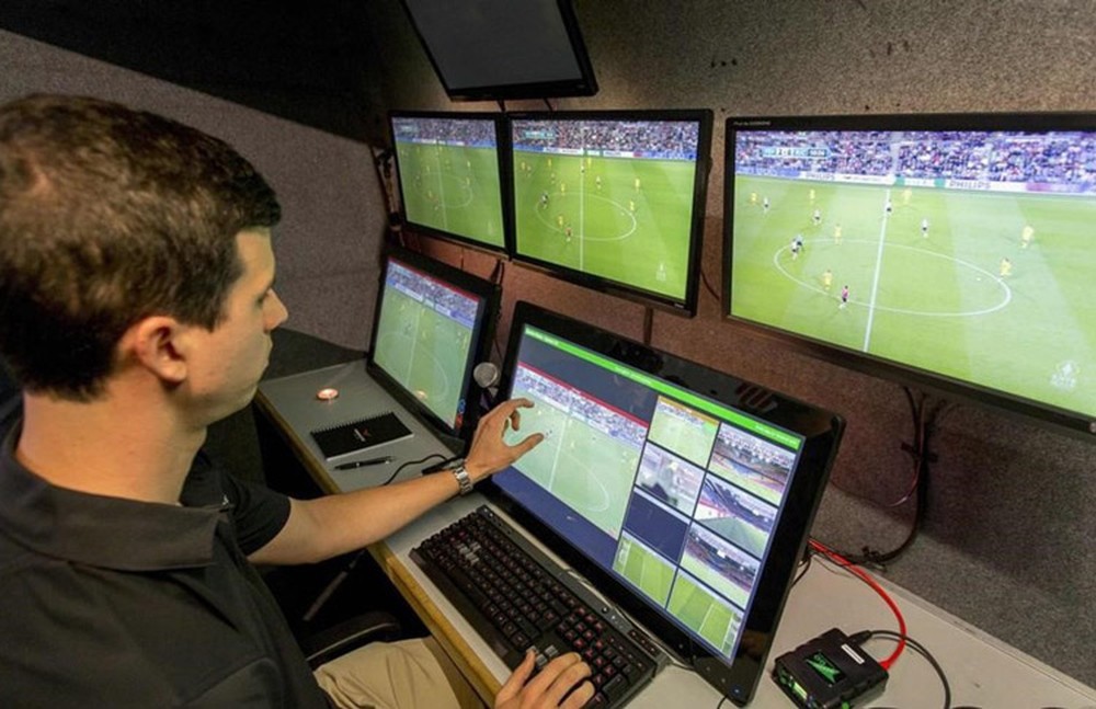 Árbitro de vídeo vai ser usado em fases finais de torneios