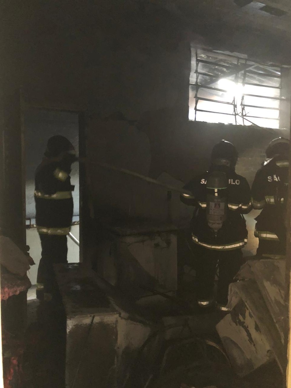 Incendio Atinge Casa E Mobiliza Bombeiros Em Tupa Bauru E Marilia G1