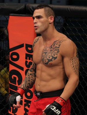 Santiago Ponzinibbio TUF Brasil argentino UFC MMA (Foto: Getty Images)