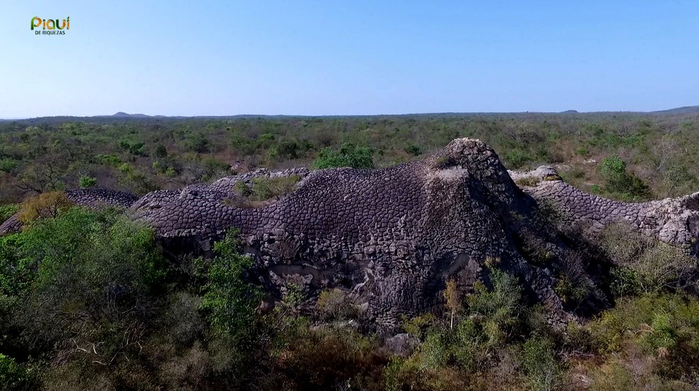Pedra da Tartaruga, situada no Parque Nacional de Sete Cidades — Foto: Reprodução /TV Clube