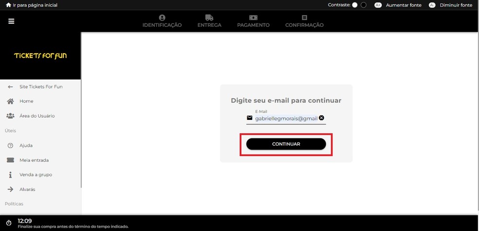 Usuário deve inserir e-mail para compra de ingressos do Lolla Day — Foto: Reprodução/Gabrielle Garcia