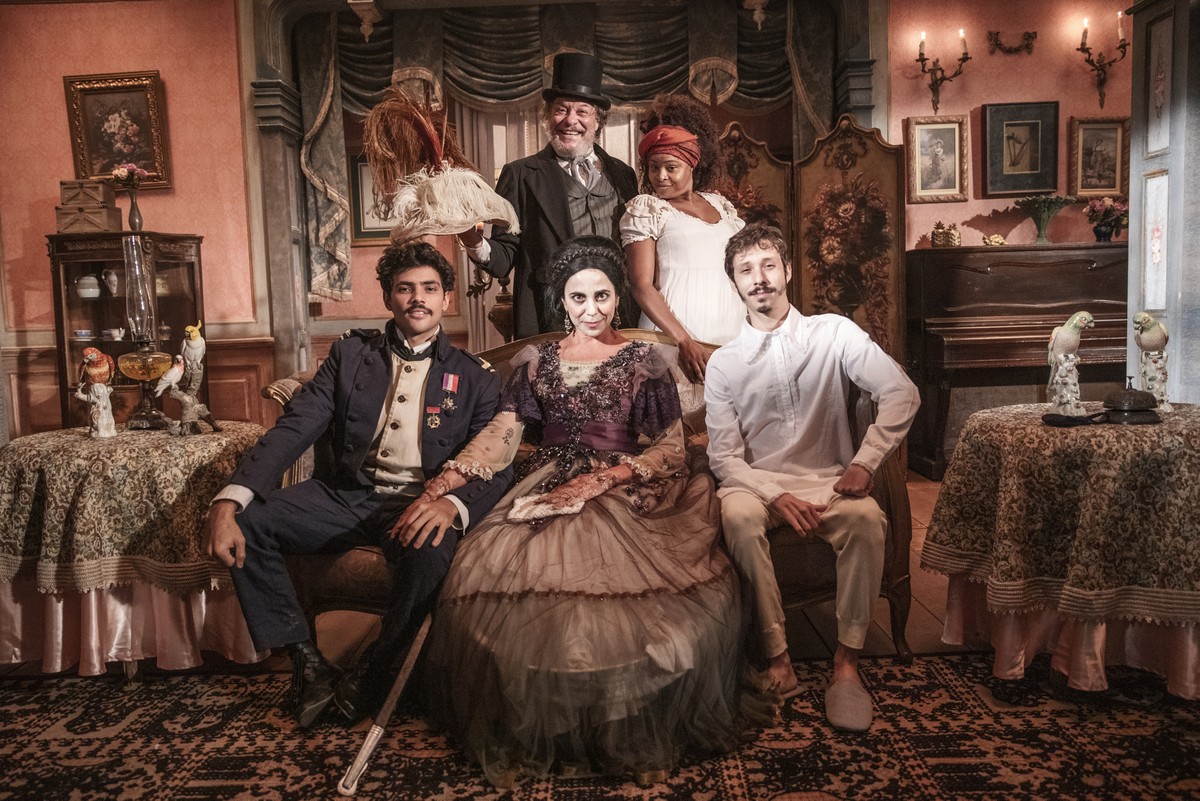 Resumo de 'Nos Tempos do Imperador': capítulos de 04 a 09 de outubro