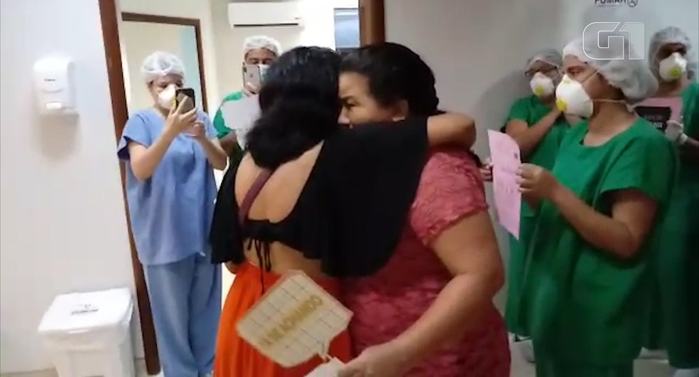 Pacientes saem com festa de hospitais no Maranhão após cura da Covid-19 — Foto: Divulgação/HUUFMA