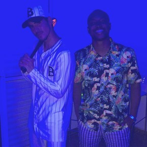 Gabriel Medina e Thiaguinho na festa de aniversário à fantasia do surfista (Foto: Reprodução/Instagram) Gabriel Medina e Thiaguinho na festa de aniversário à fantasia do surfista (Foto: Reprodução/Instagram)