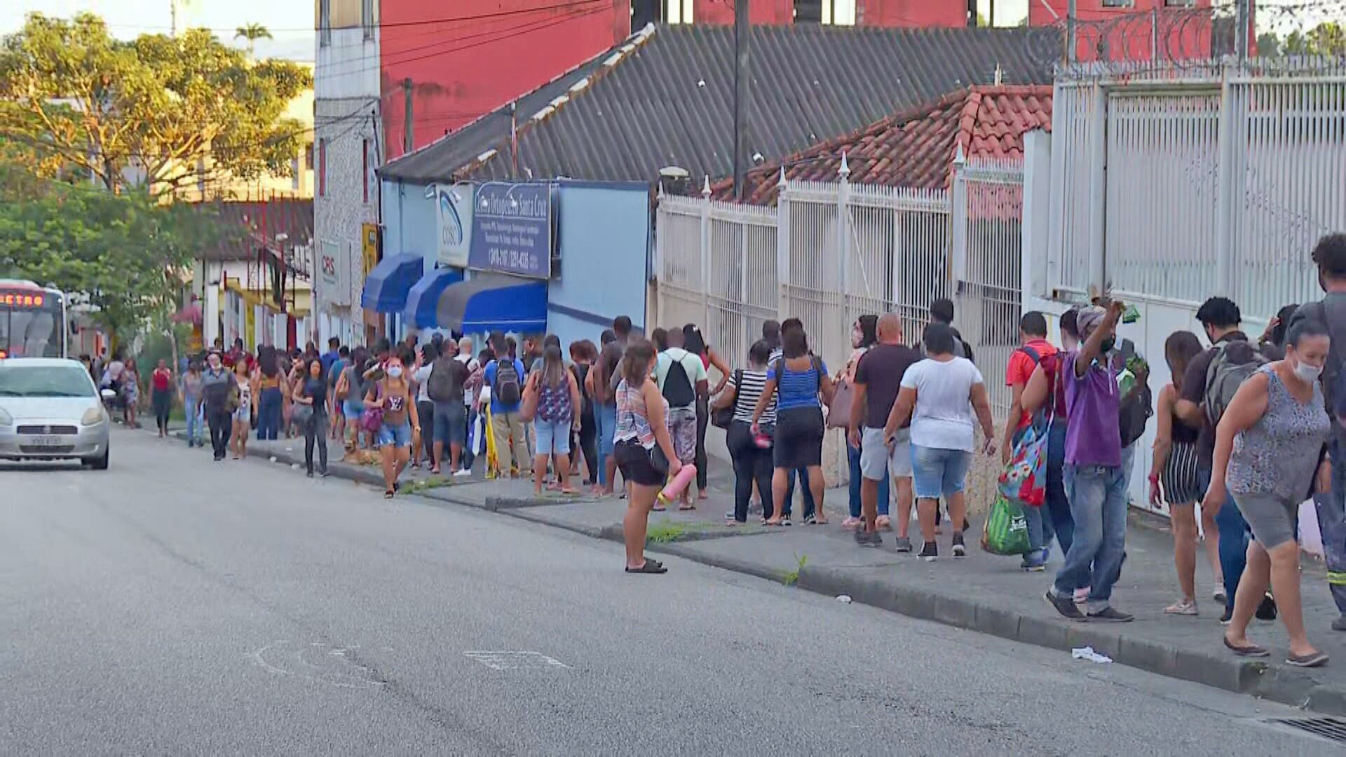 Prefeitura do Rio lança edital para trocar frota do BRT; novos ônibus devem chegar no 2º semestre