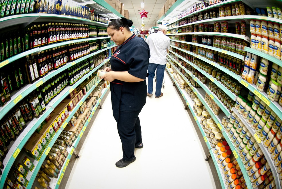 Novos rótulos pretendem evitar má interpretação sobre os produtos — Foto: Marcelo Camargo/Agência Brasil