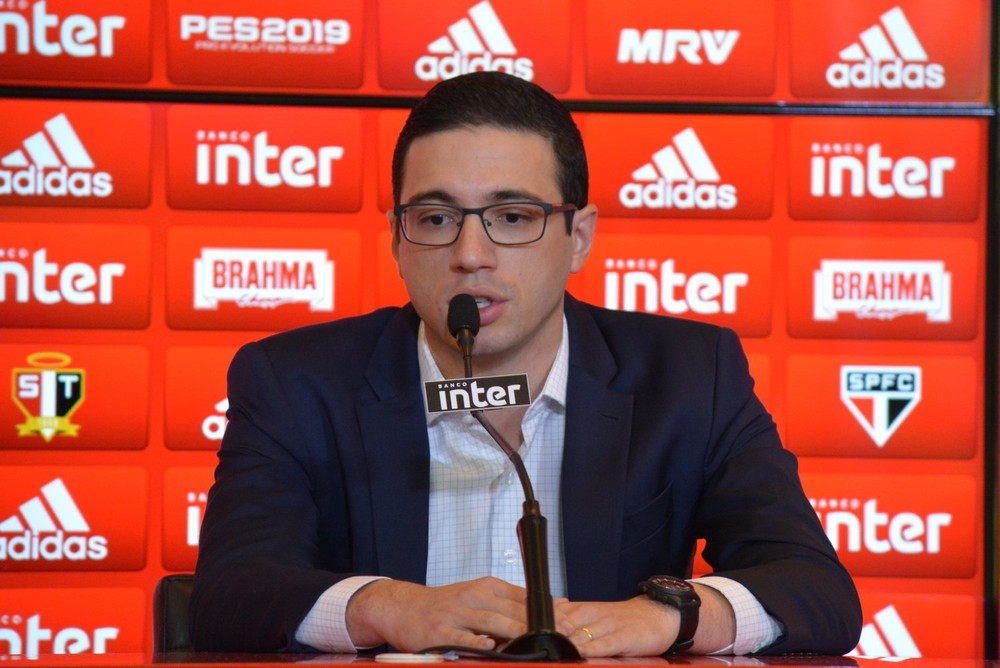 Alexandre Pássaro comenta sobre reforços para o São Paulo em 2020: Todos os dias o telefone está tocando