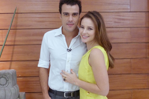 Joaquim Lopes diz que ele e a mulher Paolla Oliveira lidam bem com o assédio (Foto: Mais Você / TV Globo)
