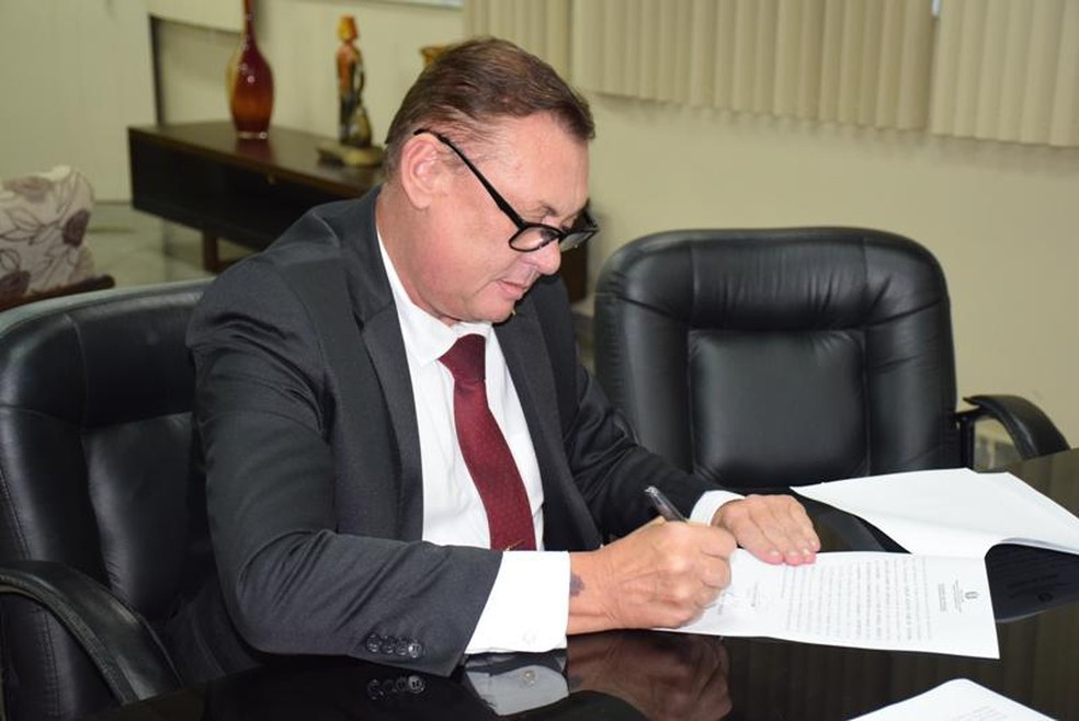 Juiz Ad&atilde;o Carvalho &eacute; eleito novo desembargador do Tribunal de Justi&ccedil;a do  Amap&aacute; | Amap&aacute; | G1