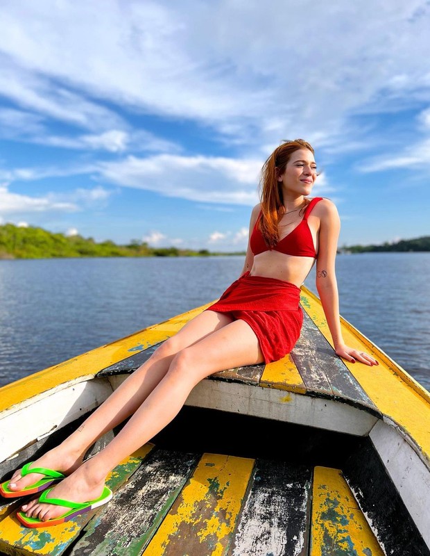 Ana Clara no Rio Negro, em Manaus (Foto: Reprodução/Instagram)