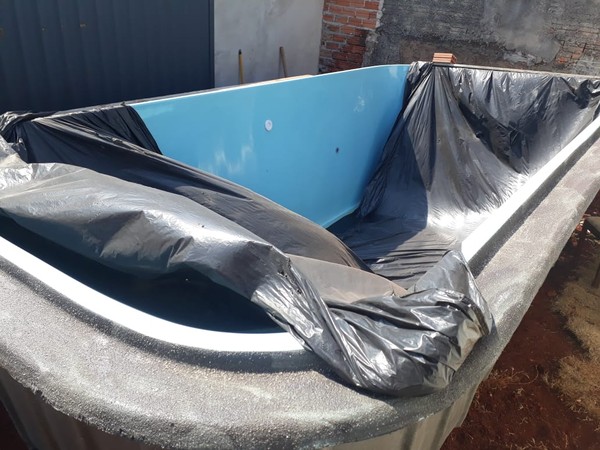 Veja O Video De Piscina De 5 Metros De Comprimento Sendo Furtada Em Londrina Norte E Noroeste G1