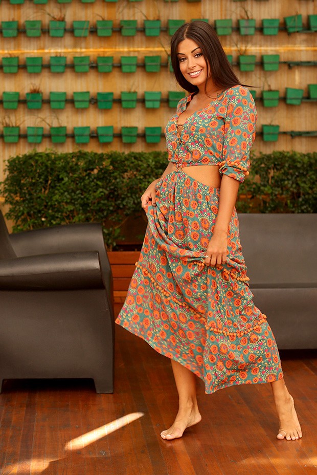 Aline Riscado posando para o EGO (Foto: Iwi Onodera / Paparazzo) Aline Riscado posando para o EGO (Foto: Iwi Onodera / Paparazzo)