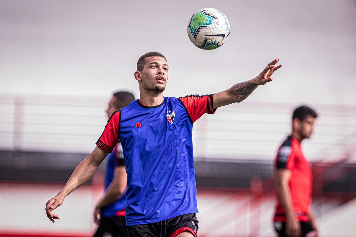 João Victor confia em bom segundo turno do Atlético-GO e ...