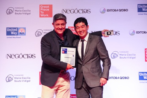 Rodrigo Azevedo, CEO da Comunique-se, representou a empresa na premiação