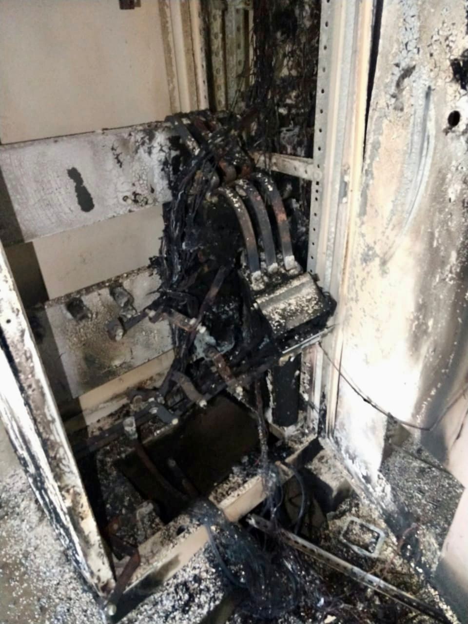 Ato de vandalismo deixa sem água moradores de Limoeiro, no Agreste; população afirma que problema no abastecimento é frequente