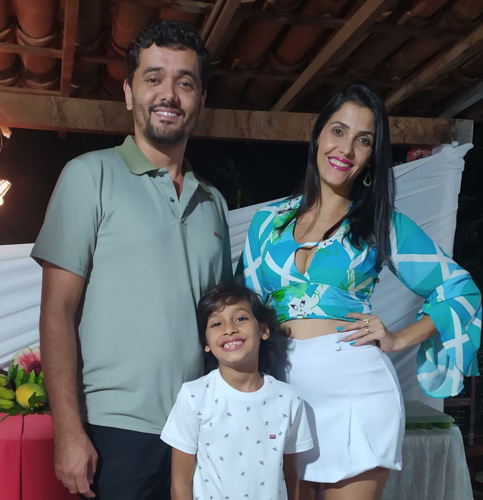 Samuel mora com os pais Simone e Amilton, na cidade de Caetité, no sudoeste da Bahia — Foto: Arquivo Pessoal