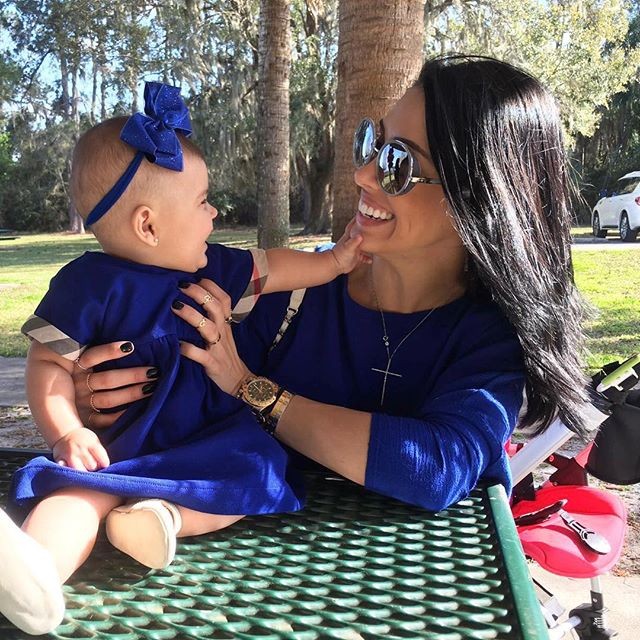 Bella Falconi e a filha, Victoria (Foto: Reprodução/Instagram)