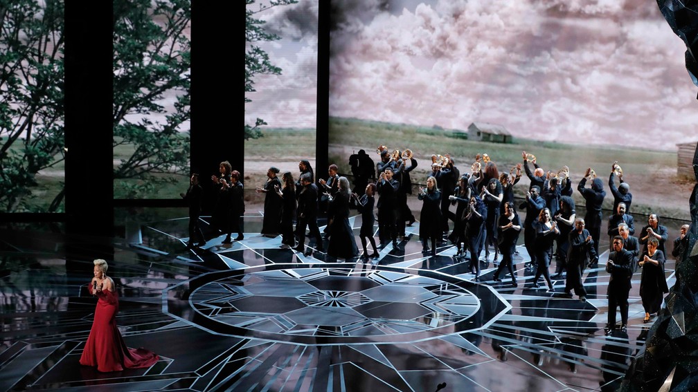 Primeira apresentação musical do Oscar 2018 foi por conta de Mary J. Blige (Foto: Lucas Jackson/Reuters)