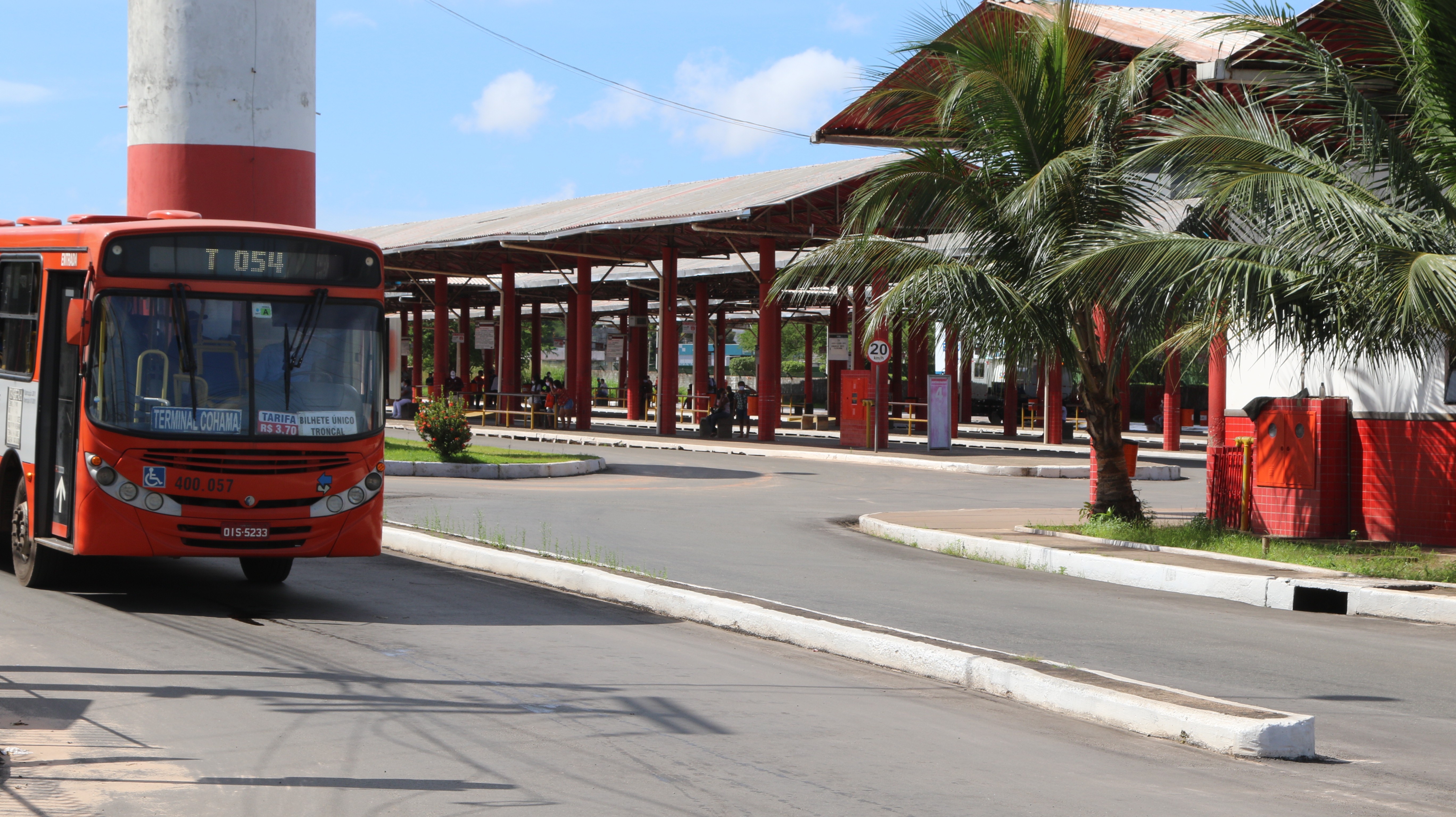 Prefeitura divulga como vai funcionar terminal provisório da Cohama/Vinhais montado após queda de parte do telhado em SL
