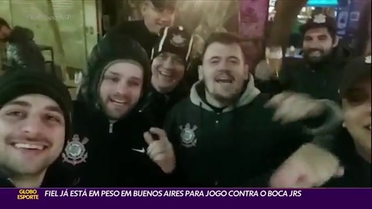 Torcida do Corinthians vai de todos os jeitos a Buenos Aires para duelo contra Boca Juniors