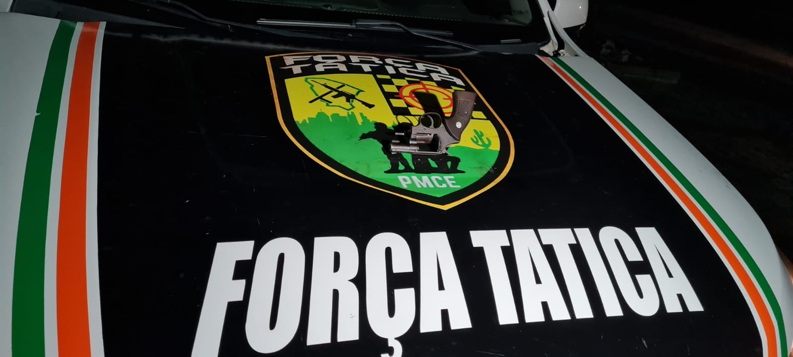 Motorista de aplicativo é assaltado e mantido refém durante corrida em Fortaleza; dois são capturados