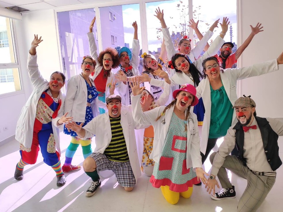 Voluntários do Compartilhando Risos, de São José dos Campos — Foto: Arquivo Compartilhando Risos