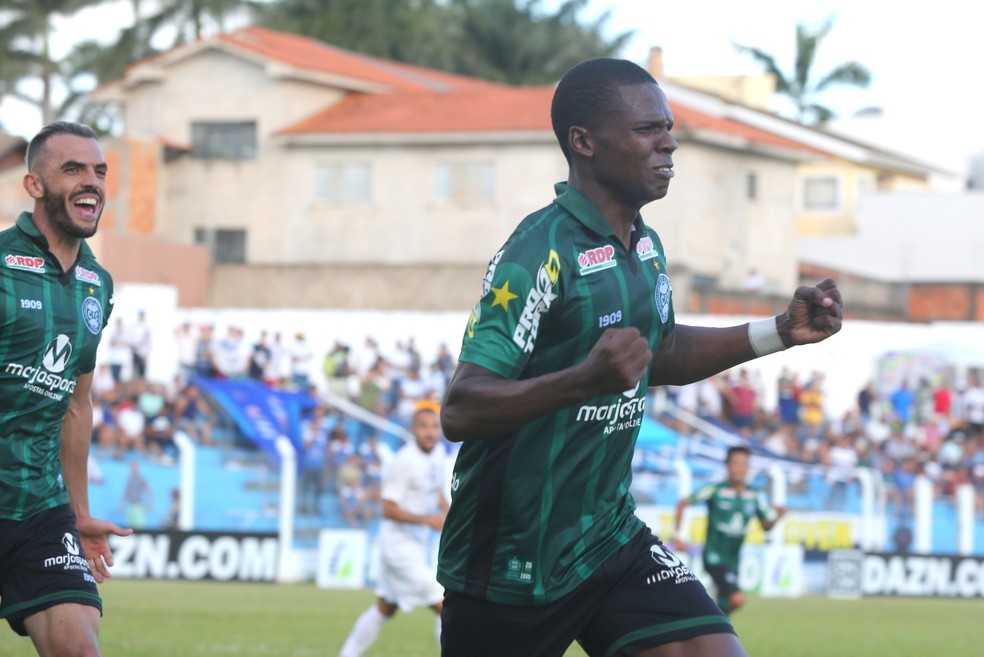 Apos Dica De Barroca Wellissol Comemora Primeiro Gol Com A Camisa Do Coritiba Coritiba Ge