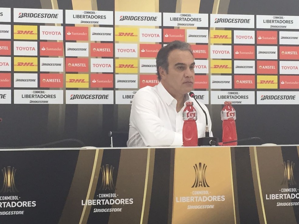 Martín Lasarte elogiou o Botafogo e criticou descontrole de seus jogadores no fim (Foto: Thiago Lima)