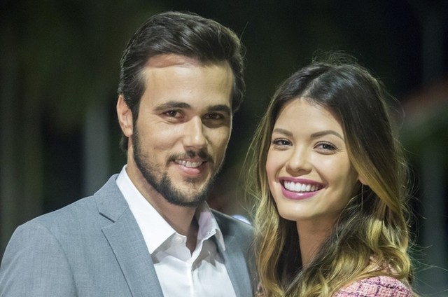 Rafael (Bruno Ferrari) e Kyra (Vitória Strada) (Foto: TV Globo)
