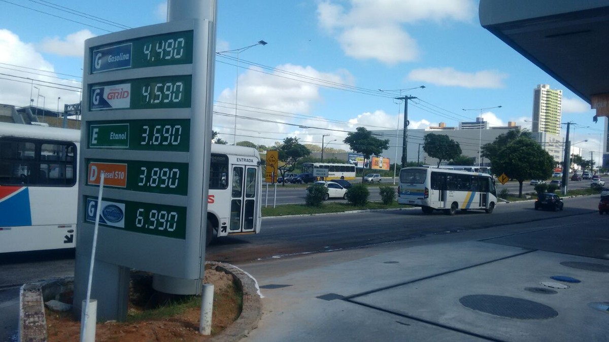 Após novo aumento, gasolina chega a custar R$ 4,59 nos postos de Natal |  Rio Grande do Norte | G1