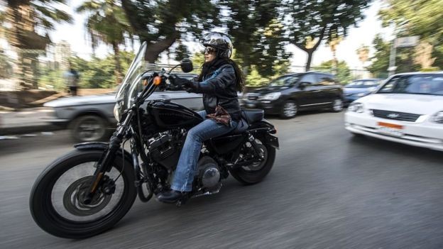 Entre os produtos afetados pela retaliação da União Europeia estão as motos Harley Davidson (Foto: Getty Images via BBC)