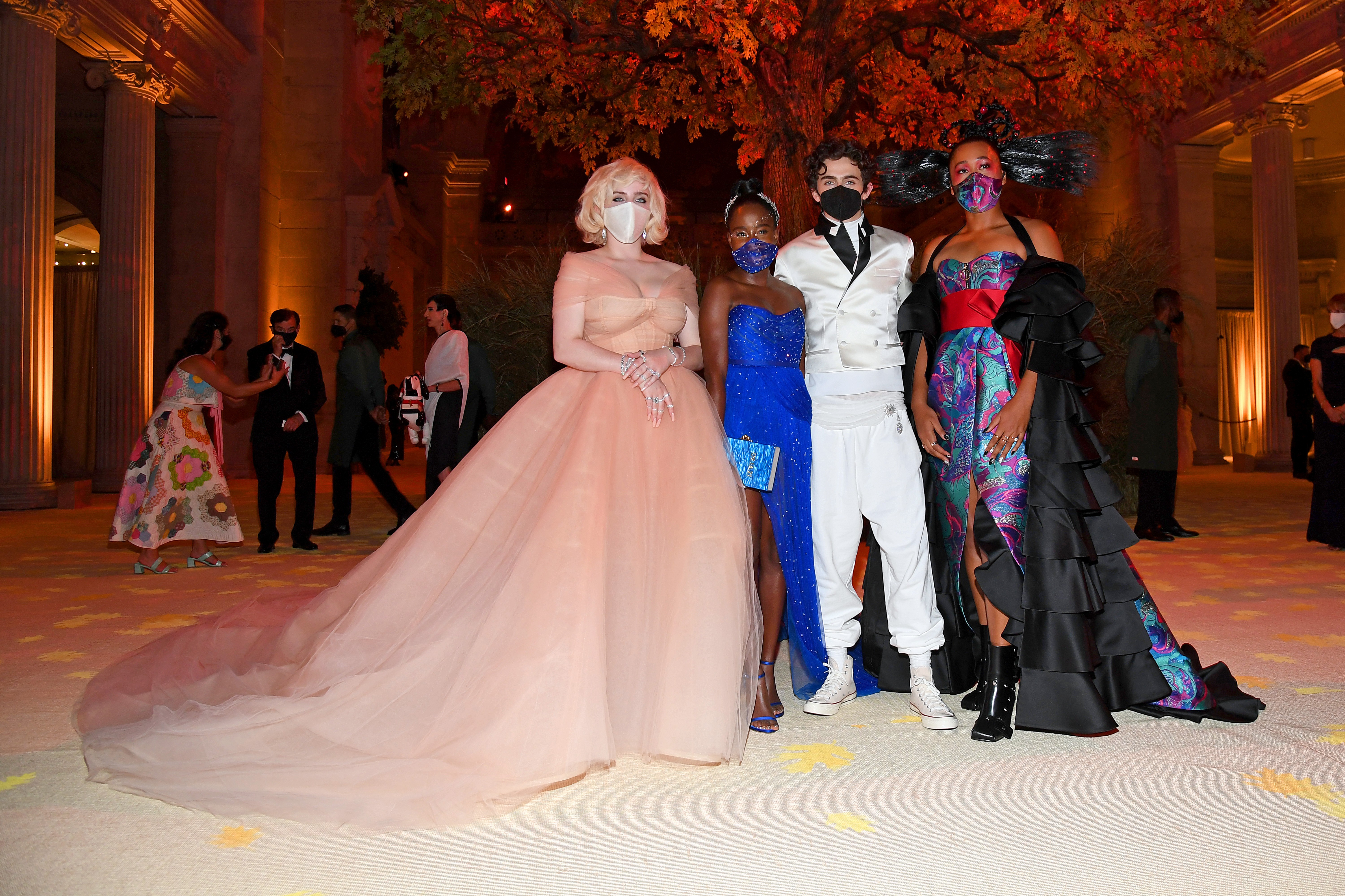 NEW YORK, NEW YORK - SEPTEMBER 13: (EXCLUSIVE COVERAGE) (L-R) Co-Chairs Billie Eilish, Amanda Gorman, Timothée Chalamet, and Naomi Osaka attend the The 2021 Met Gala Celebrating In America: A Lexicon Of Fashion at Metropolitan Museum of Art on September 1 (Foto: Getty Images for The Met Museum/)