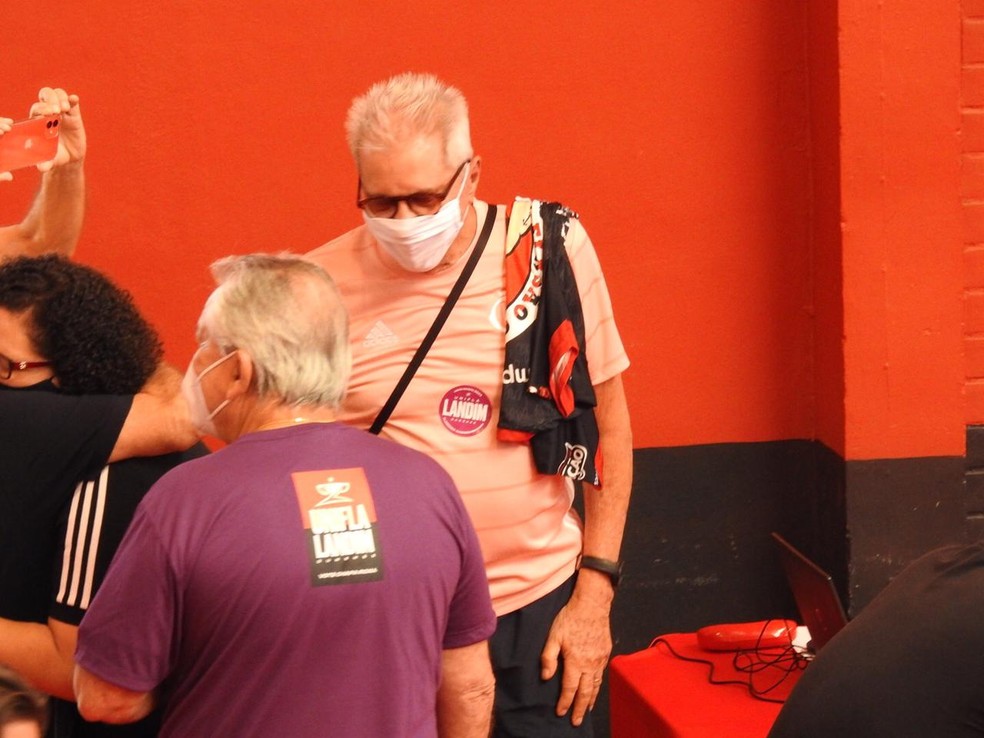 M&aacute;rcio Braga na elei&ccedil;&atilde;o do Flamengo &mdash; Foto: Fred Gomes