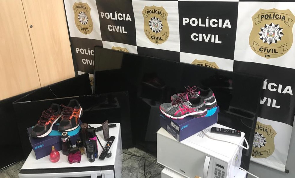 Polícia acredita que produtos foram comprados com o dinheiro da idosa — Foto: Divulgação/Polícia Civil