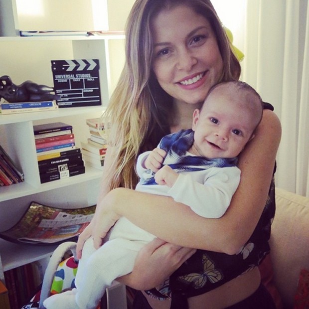Bárbara Borges e o filho, Martin Bem (Foto: Reprodução/Instagram)