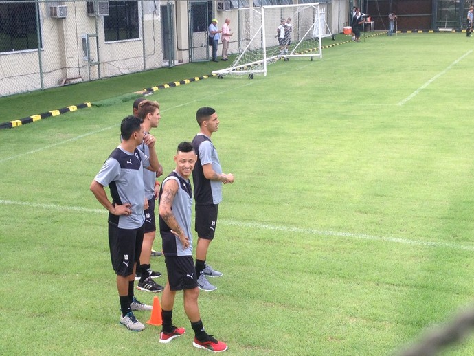 Treino Botafogo General Severiano (Foto: Marcelo Baltar / GloboEsporte.com) Treino Botafogo General Severiano (Foto: Marcelo Baltar / GloboEsporte.com)