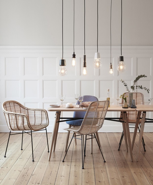 Décor do dia: sala de jantar escandinava com cadeira de vime (Foto: reprodução)