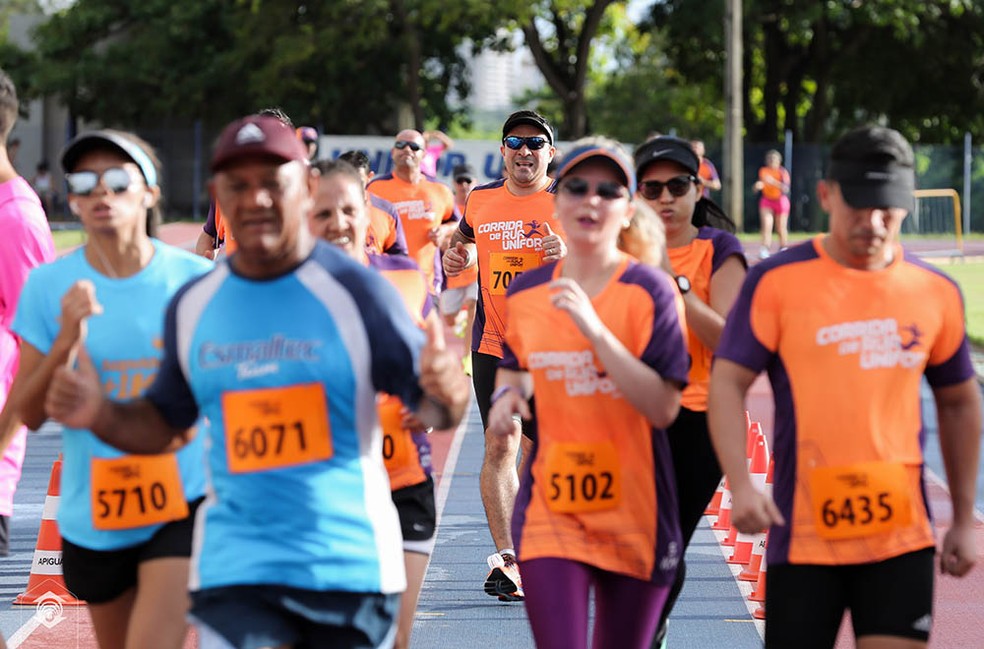 Programa com bolsas de até R$ 1.200 está com inscrições abertas para atletas e treinadores em Fortaleza — Foto: Ares Soares/Unifor