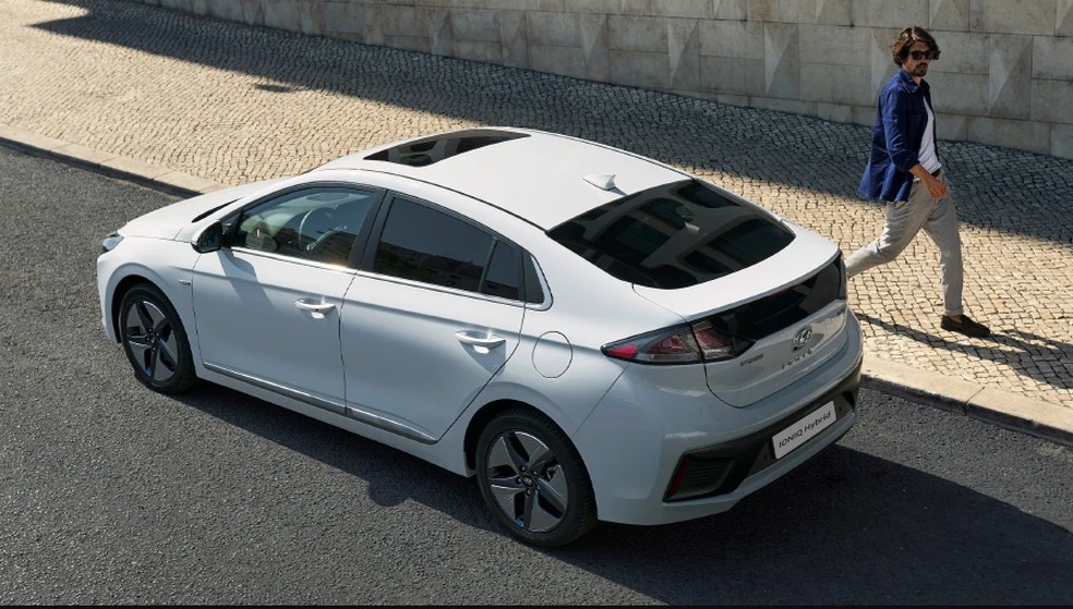 Weigering betreden Berekening Hyundai Ioniq híbrido faz 17,2 km/l e será vendido no Brasil em 2022 |  Elétricos e Híbridos | autoesporte