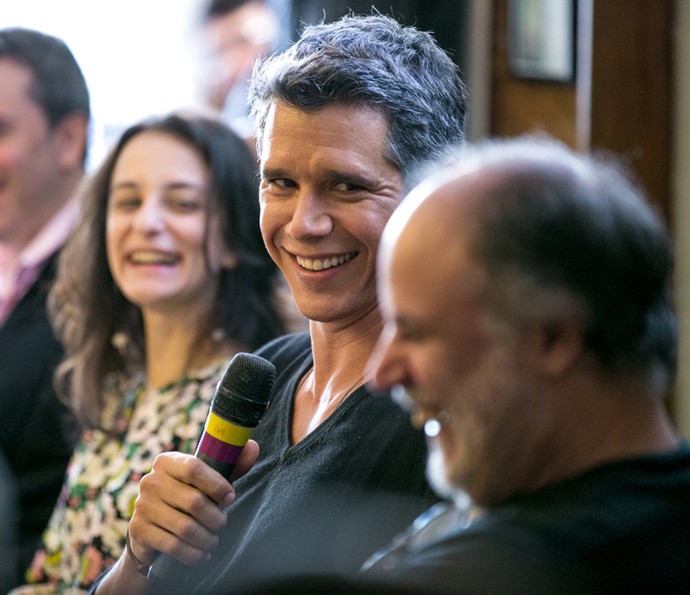 Márcio Garcia sorri durante coletiva (Foto: Isabella Pinheiro / Gshow)