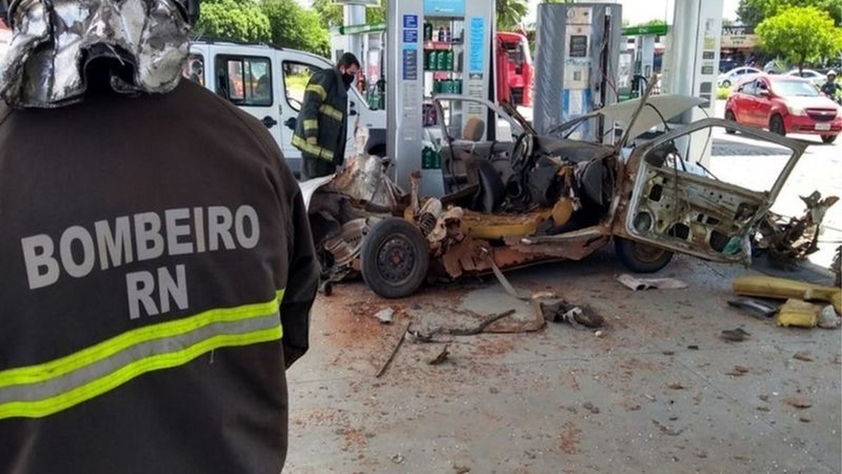 Com gasolina cara, brasileiros se arriscam com gás de cozinha em carro