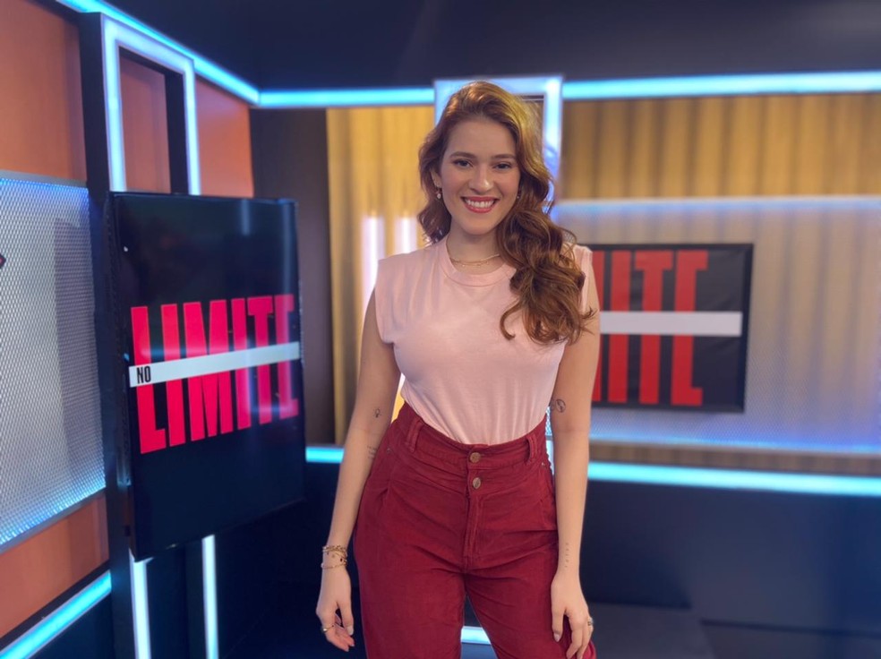 Ana Clara comanda o 'Aquecimento No Limite' ao vivo — Foto: Gshow