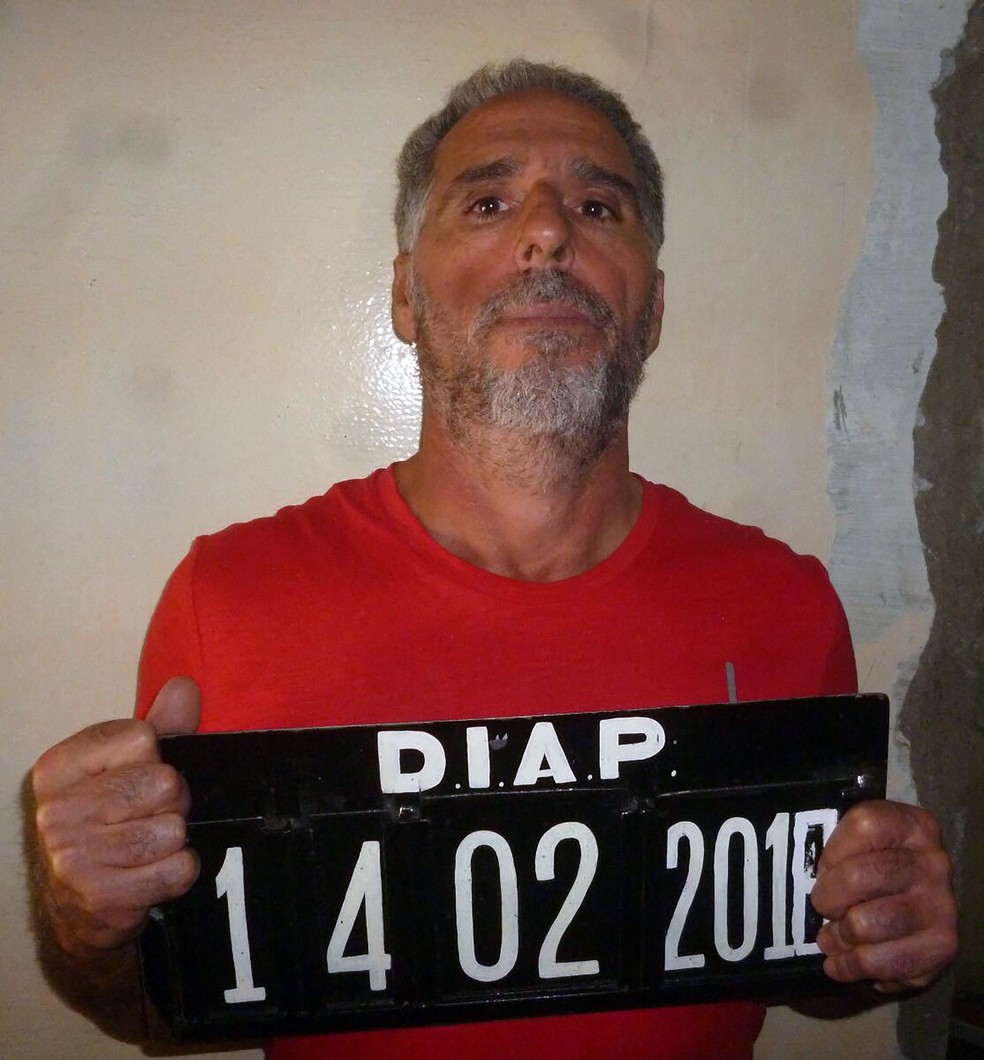 Mafioso italiano Rocco Morabito, conhecido como o "Rei da Cocaína", em foto de 14 de fevereiro de 2018 quando foi preso em Montevidéu, no Uruguai — Foto: MINISTÉRIO DO INTERIOR DO URUGUAI / AFP