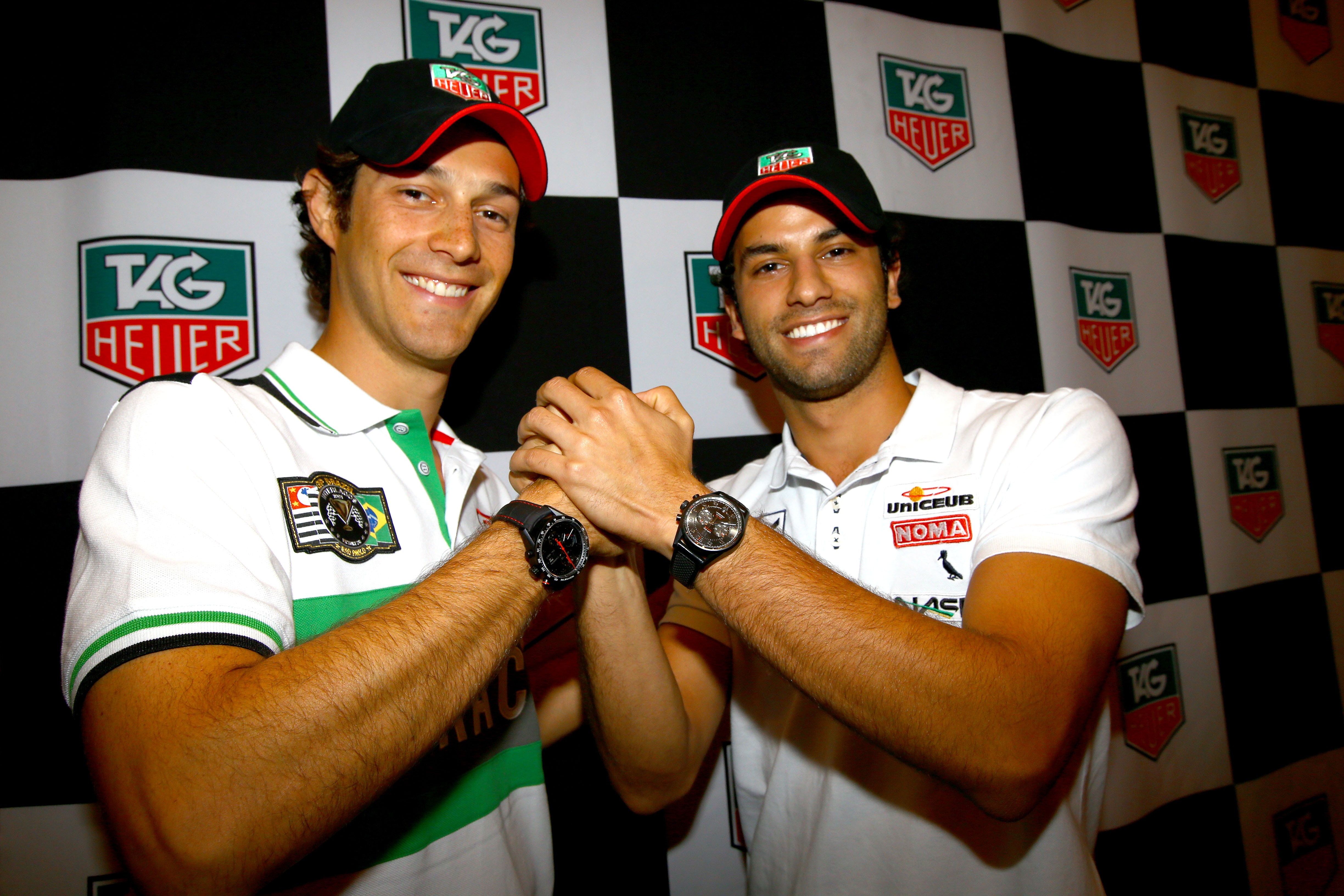Bruno Senna (à esquerda) e Felipe Nasr, outro piloto patrocinado pela marca (Foto: Reprodução)
