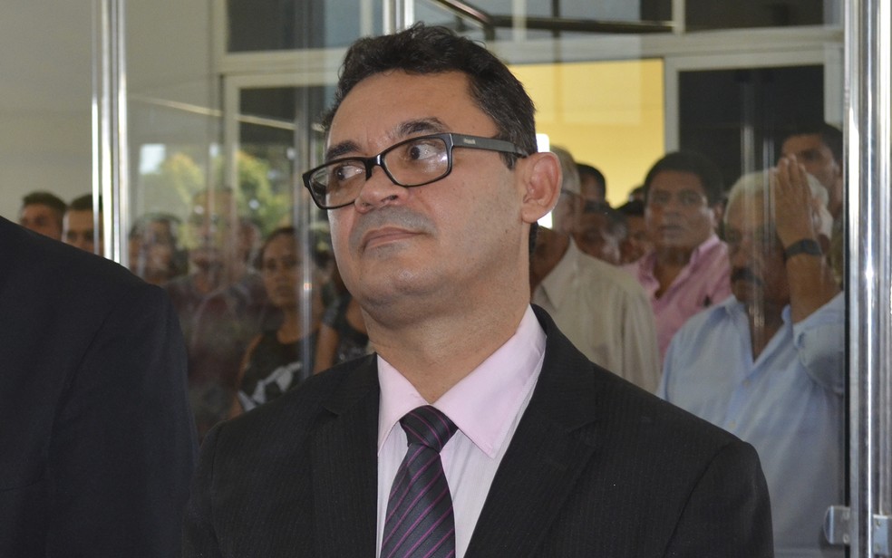 Vereador Reginaldo Campos em cerimônia na Câmara de Santarém (Foto: Adonias Silva/G1)