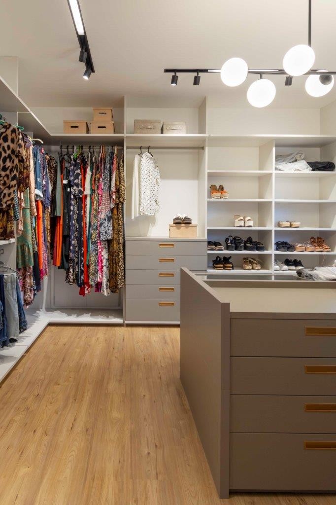 Closets de luxo: 10 ideias para sonhar com o seu! (Foto: divulgação)
