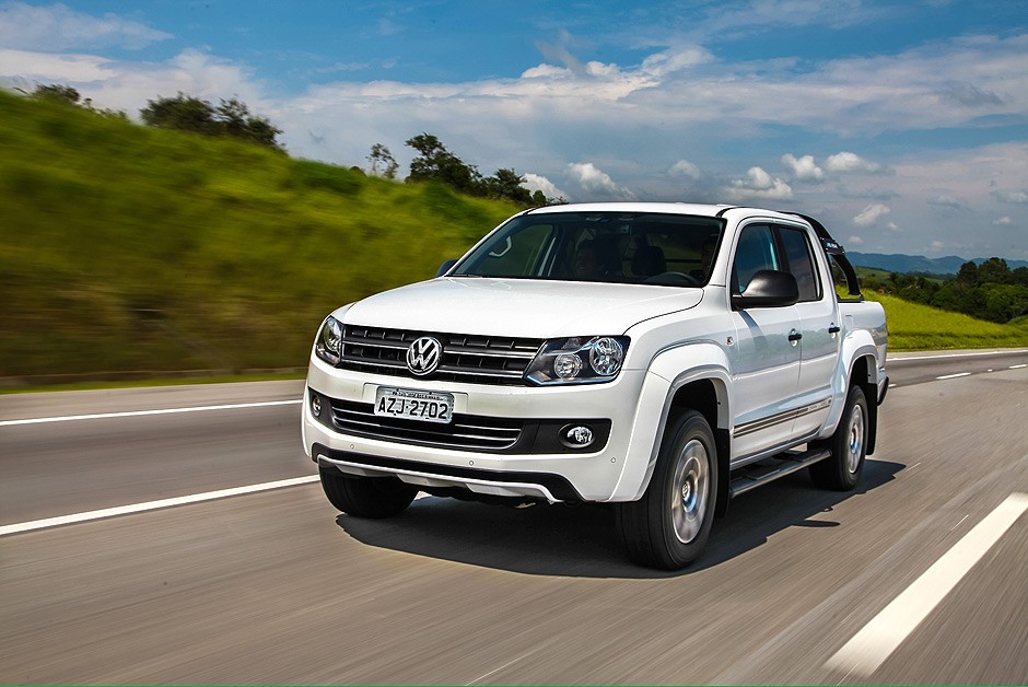 Volkswagen Amarok 2015 tem preço inicial de R$ 105.990 | Carros ...